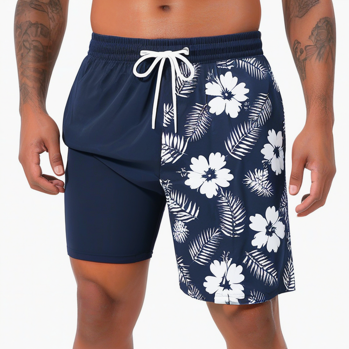 Short de bain homme L en tissu bleu marine à motif floral style tropical
